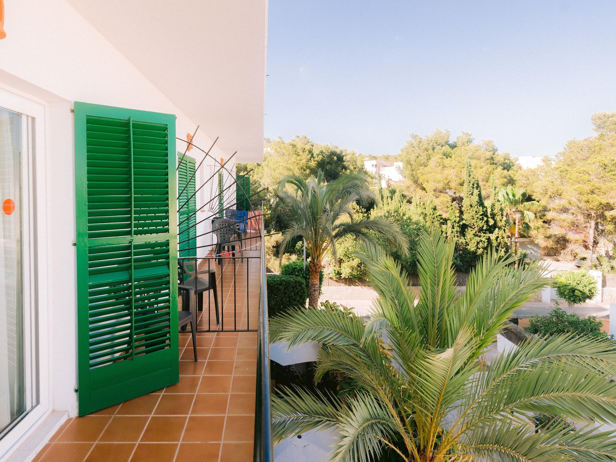 Hostal Valencia Sant Antoni de Portmany Esterno foto