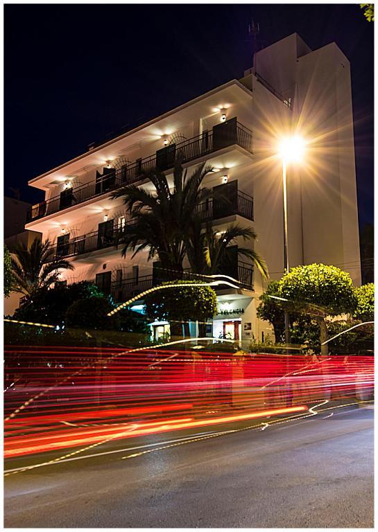 Hostal Valencia Sant Antoni de Portmany Esterno foto