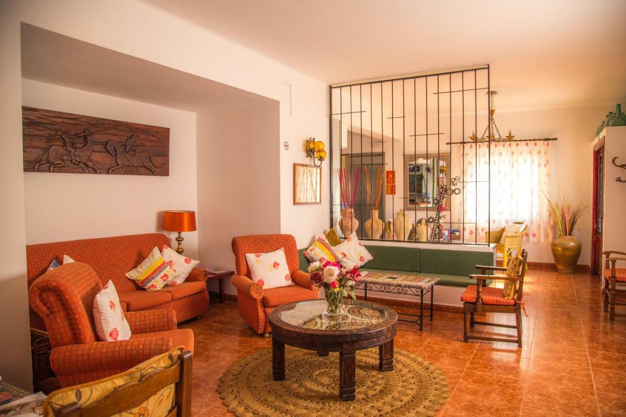 Hostal Valencia Sant Antoni de Portmany Esterno foto