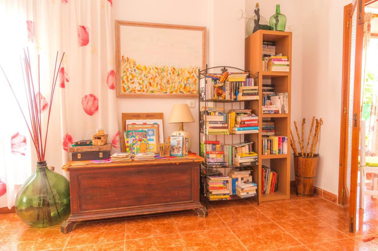 Hostal Valencia Sant Antoni de Portmany Esterno foto