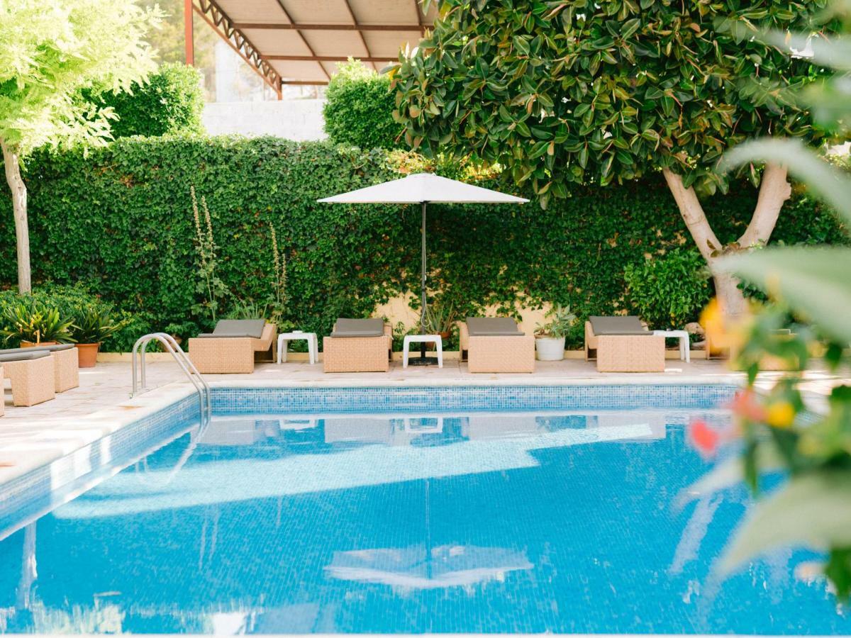 Hostal Valencia Sant Antoni de Portmany Esterno foto