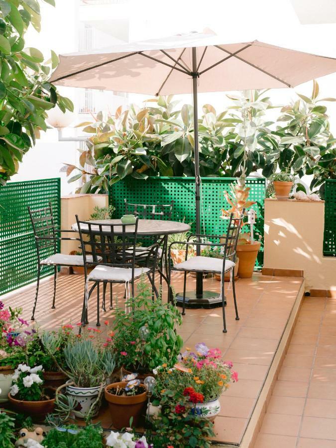 Hostal Valencia Sant Antoni de Portmany Esterno foto